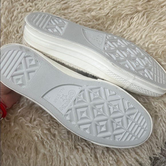 Converse
Chuck Taylor All Star 70 High Top Sneaker in Egret/Lilac Daze/Egret - Picture 10 of 15